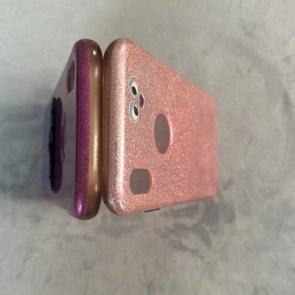 Two iPhone XS MAX Cases
